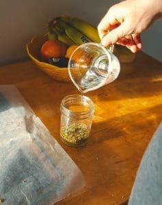 cannabis-tinctures-homemade5